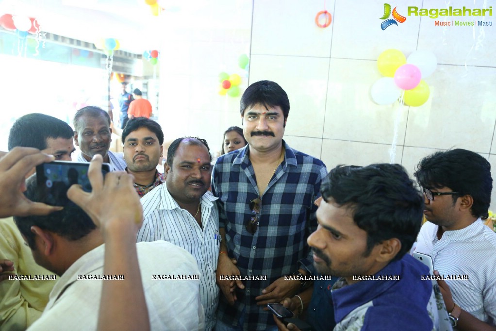 Srikanth launches Bahar Cafe, Hyderabad