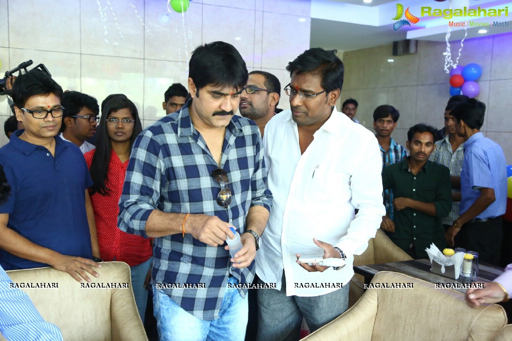 Srikanth launches Bahar Cafe, Hyderabad