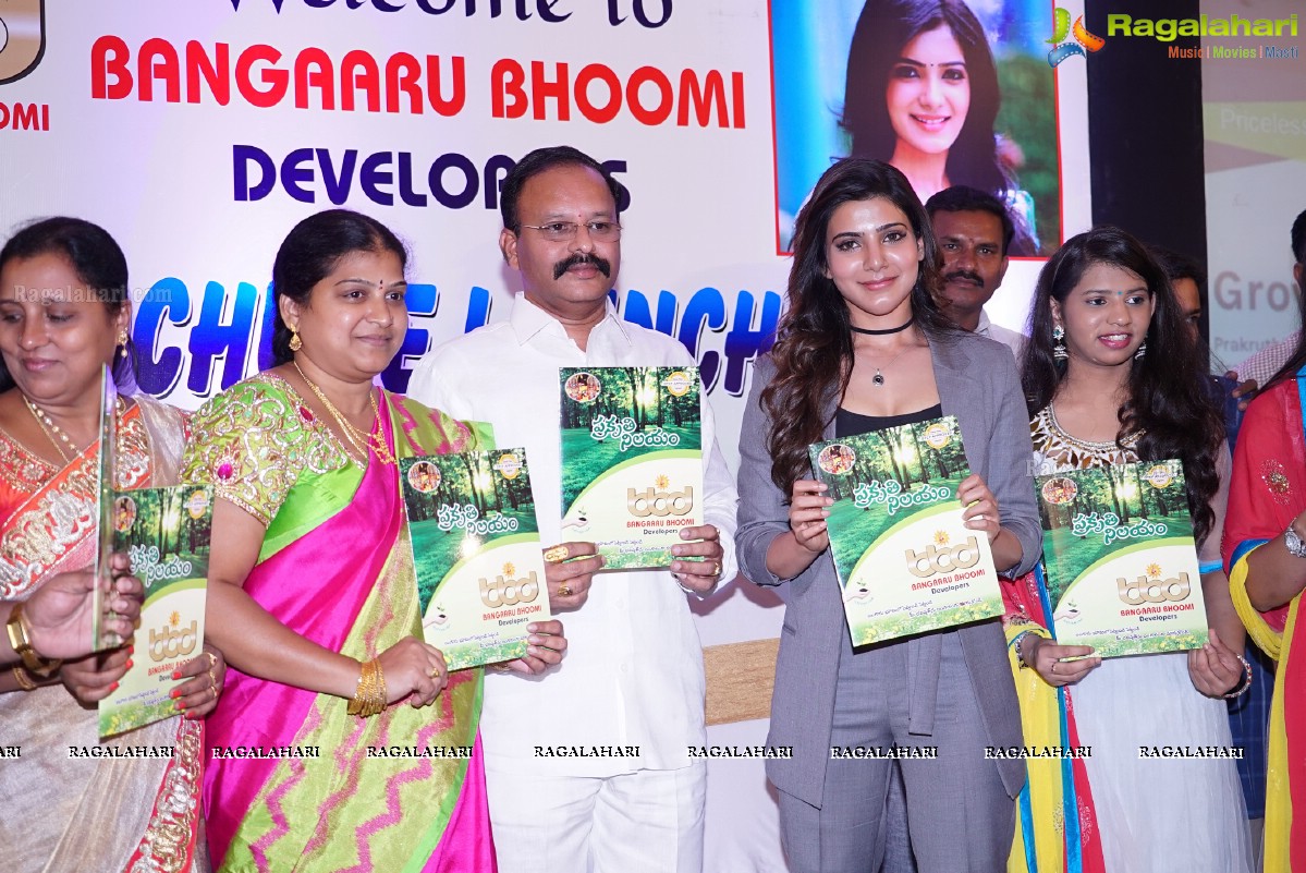 Samantha launches Bangaaru Bhoomi Developers Brochure in Hyderabad