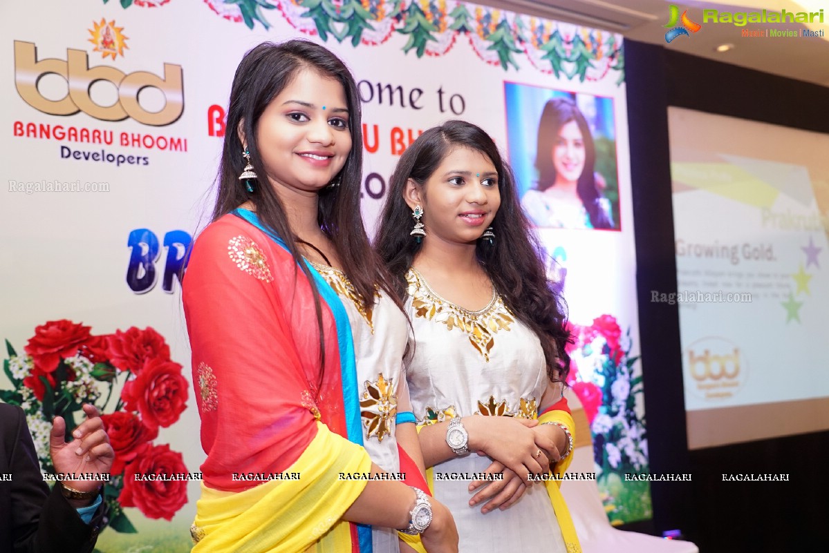 Samantha launches Bangaaru Bhoomi Developers Brochure in Hyderabad