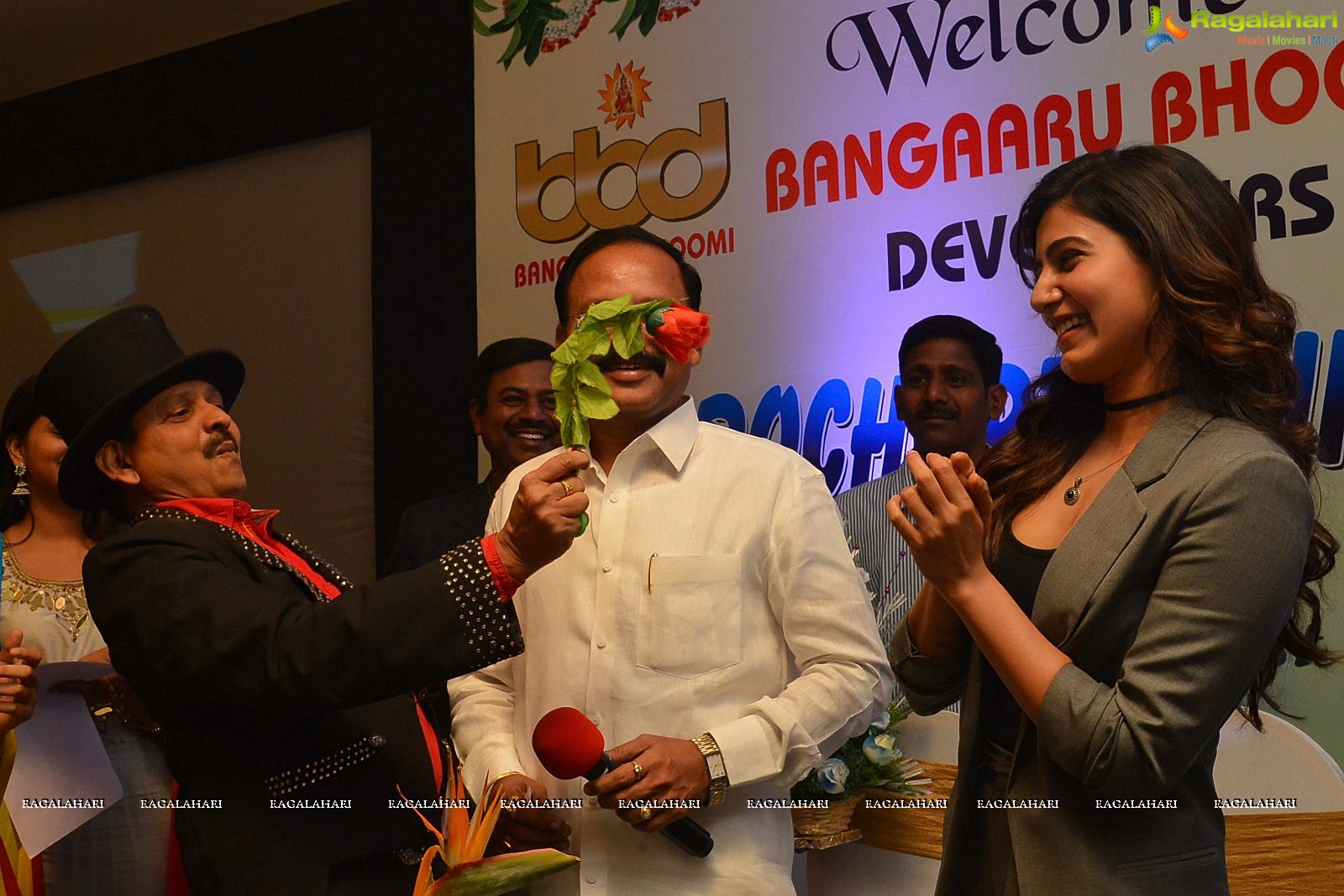 Samantha launches Bangaaru Bhoomi Developers Brochure in Hyderabad