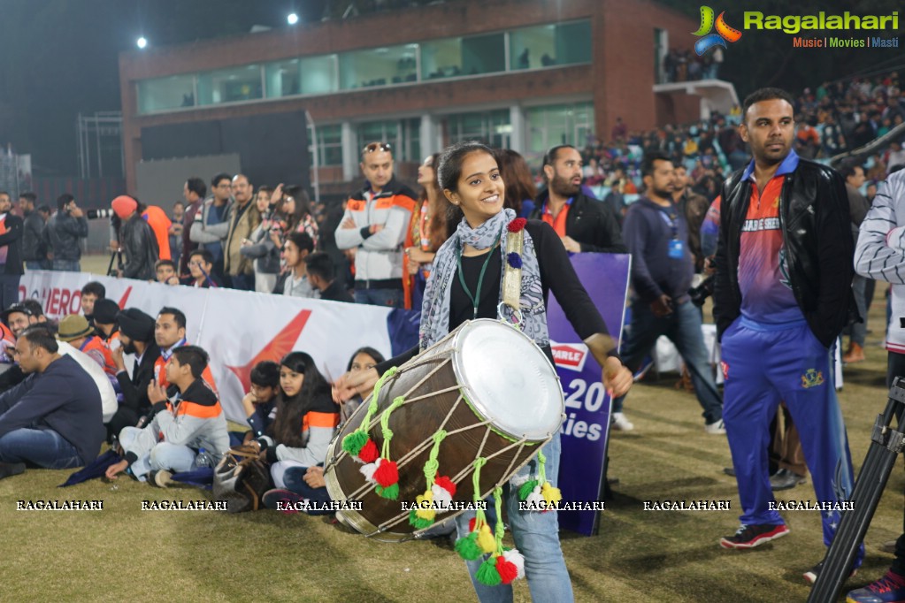 CCL 6 - Bengal Tigers Vs Punjab De Sher