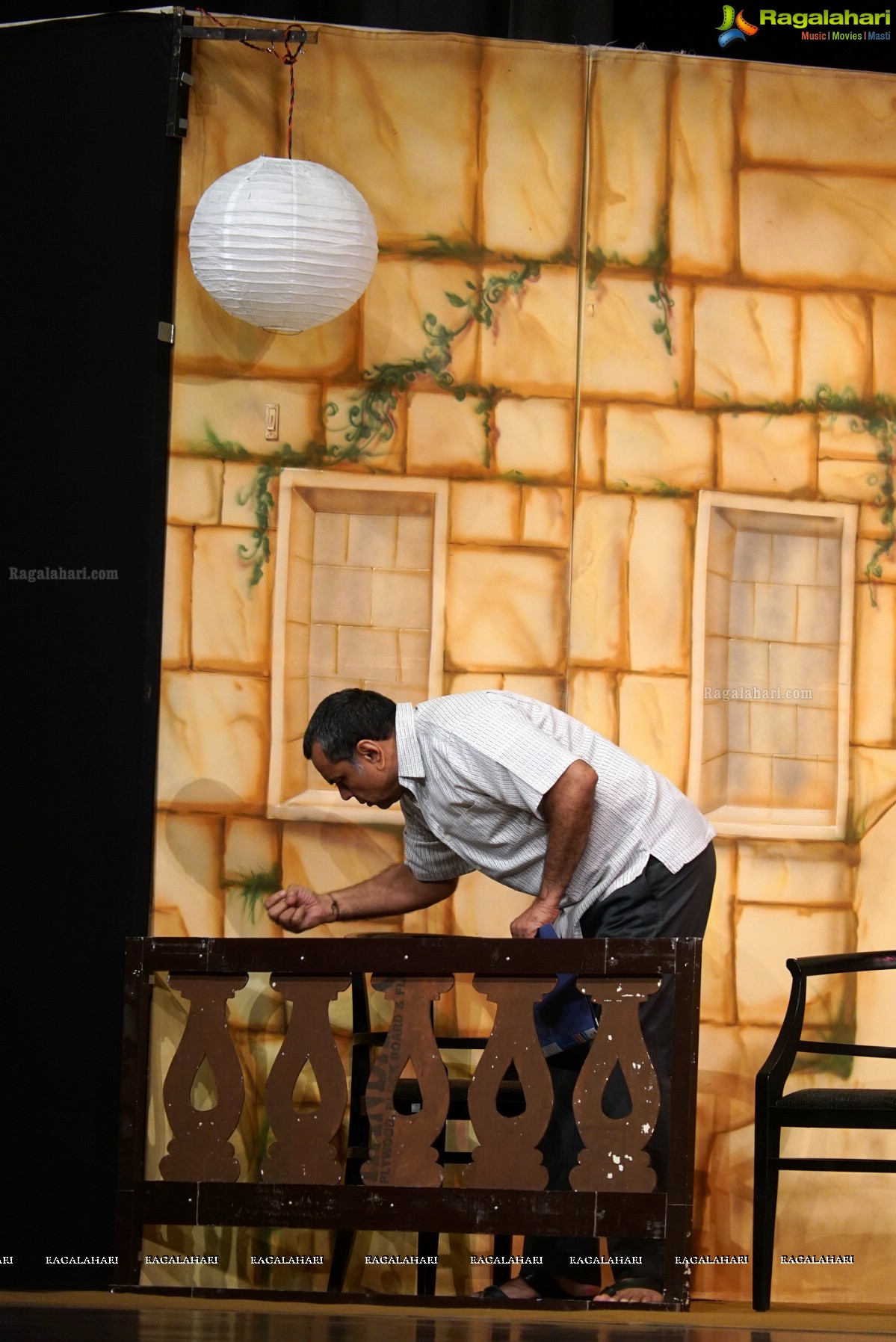 Paresh Rawal's Dear Father - Play at Shilpa Kala Vedika