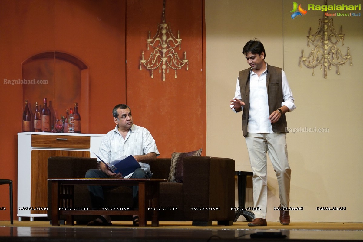 Paresh Rawal's Dear Father - Play at Shilpa Kala Vedika