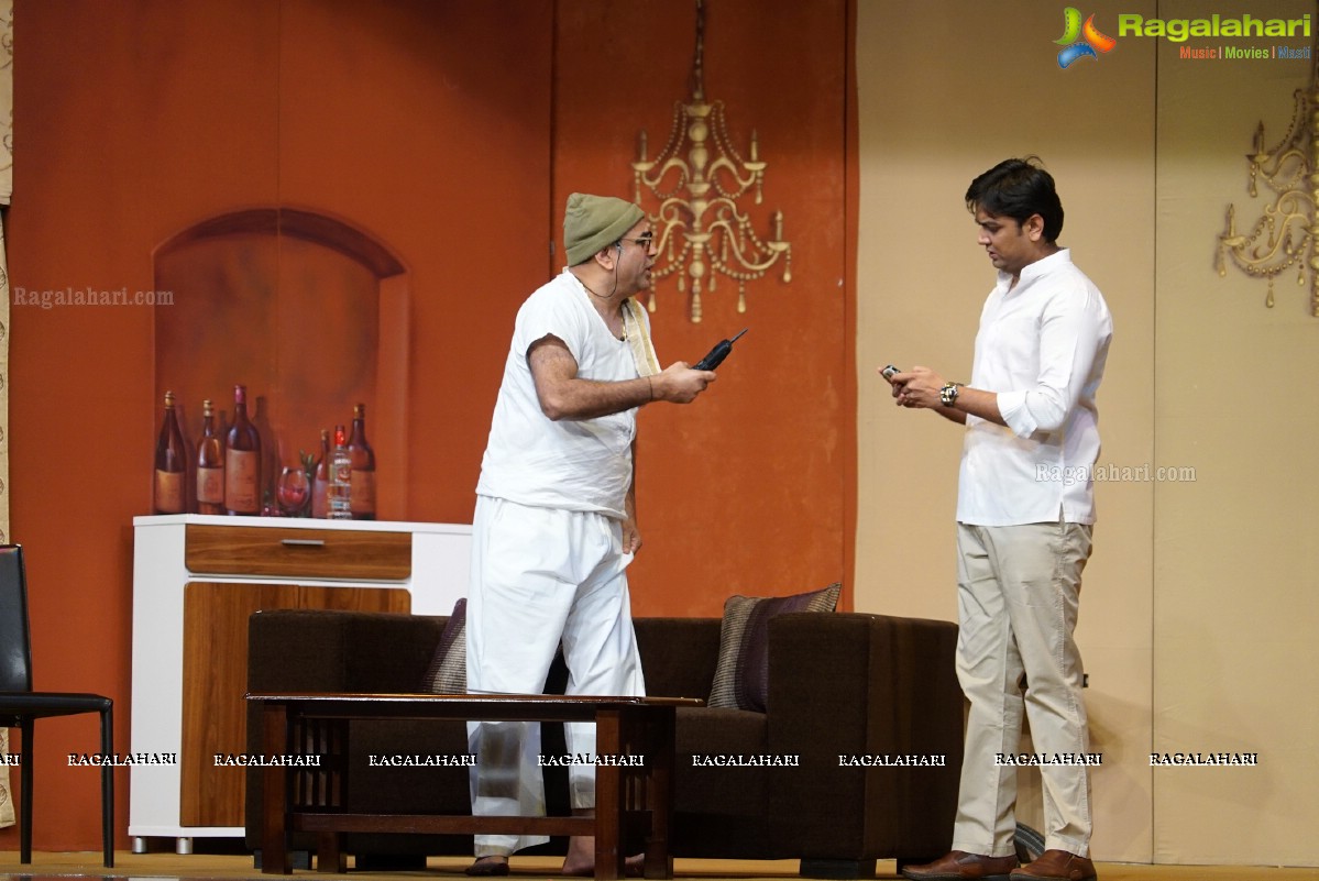 Paresh Rawal's Dear Father - Play at Shilpa Kala Vedika