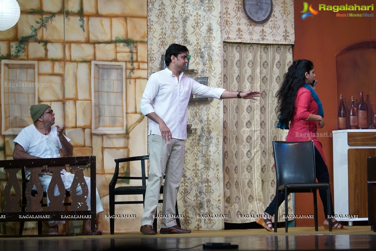 Paresh Rawal's Dear Father - Play at Shilpa Kala Vedika