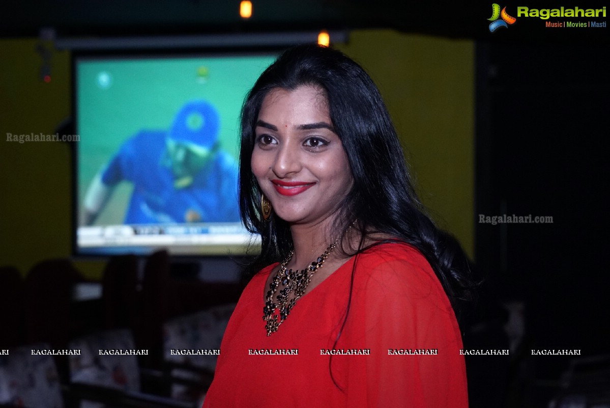 Divinos Grand Valentine Party 2016 at Bakkyard Gastropub, Hitech City, Hyderabad