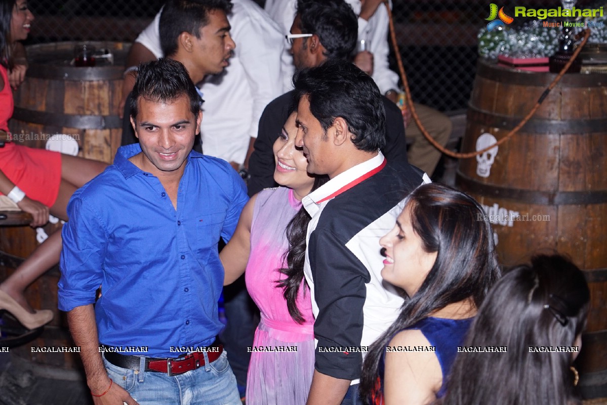 Jyotii Sethi Birthday Bash at The Pirate Brew, Hyderabad