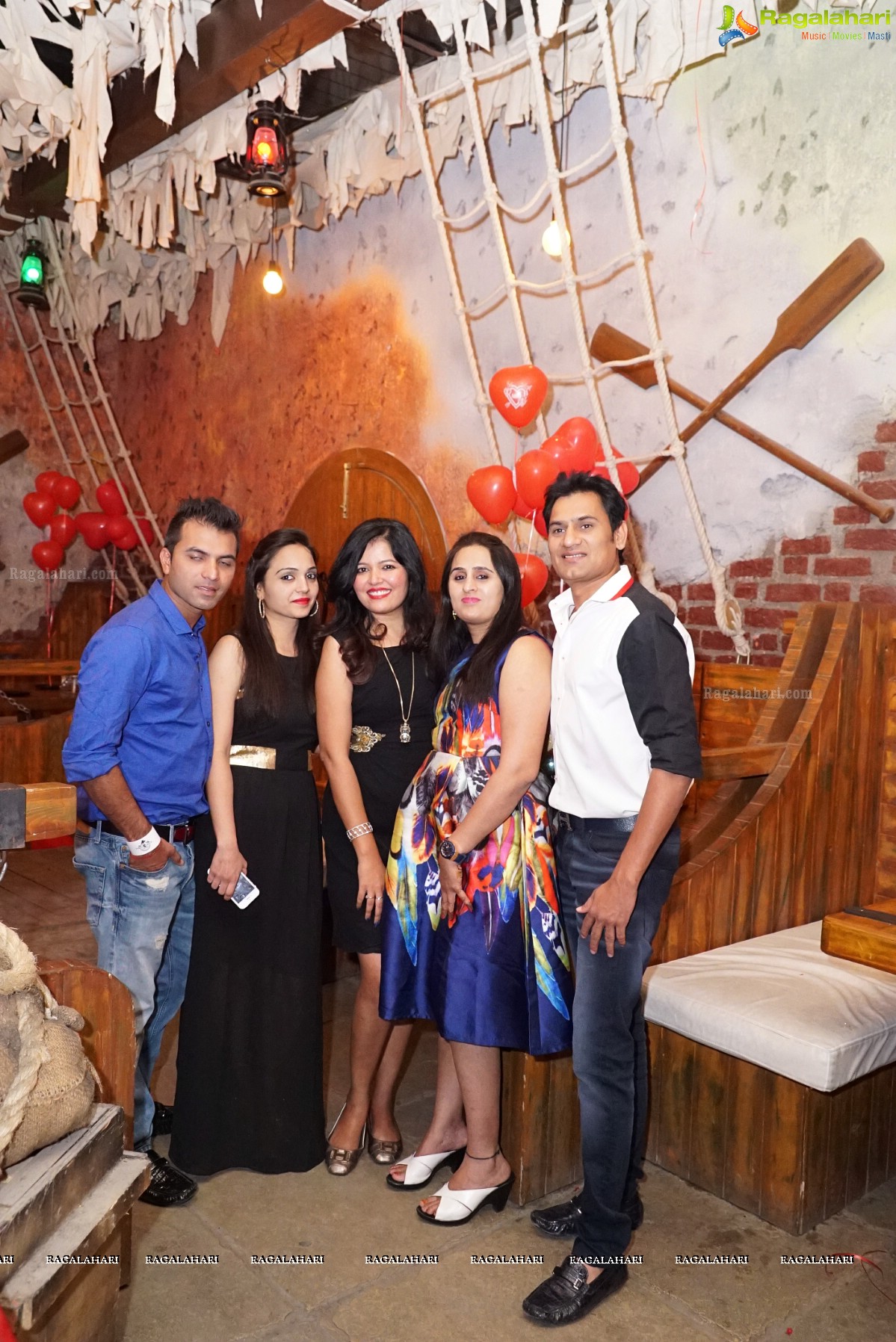 Jyotii Sethi Birthday Bash at The Pirate Brew, Hyderabad