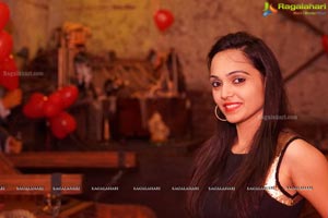 Jyotii Sethi Birthday Photos