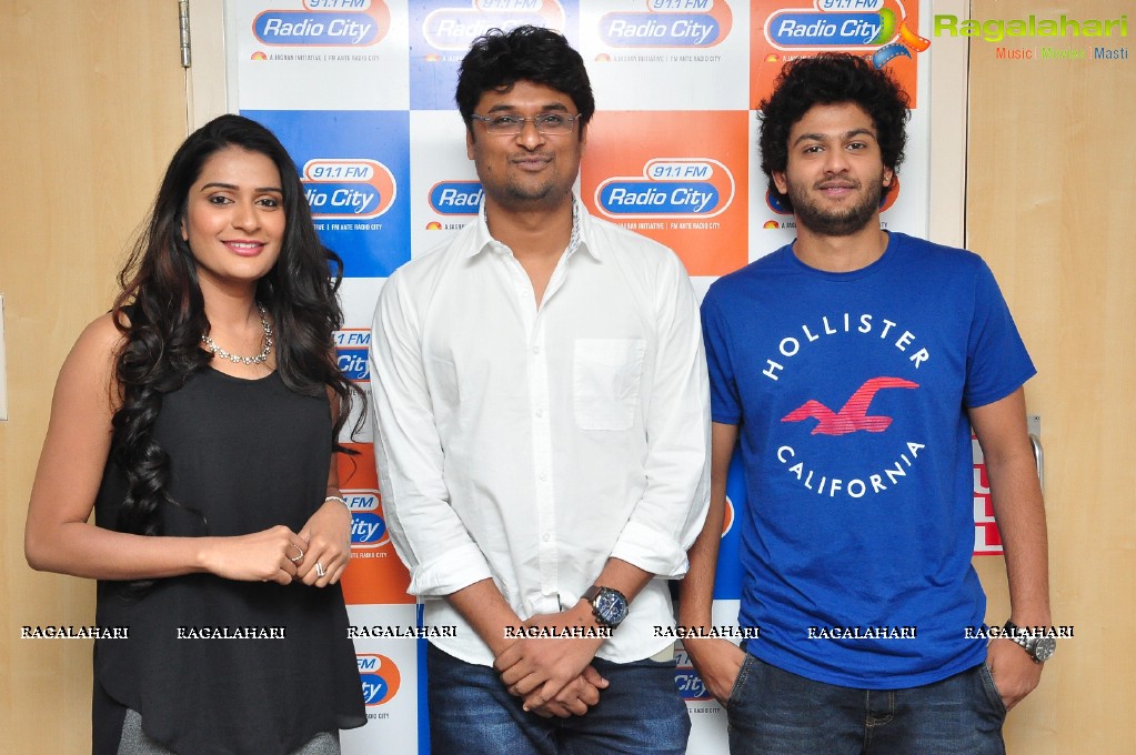 Meeku Meere Maaku Meme Team at Radio City