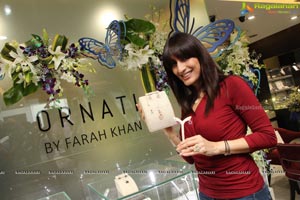 Ornati Farah Khan CaratLane