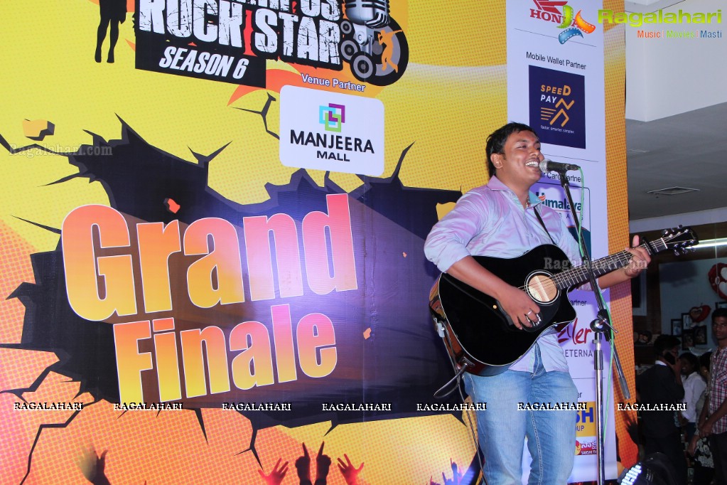 The Grand Finale of Honda Motorcycle - Radio Mirchi Campus Rockstars - Season 6