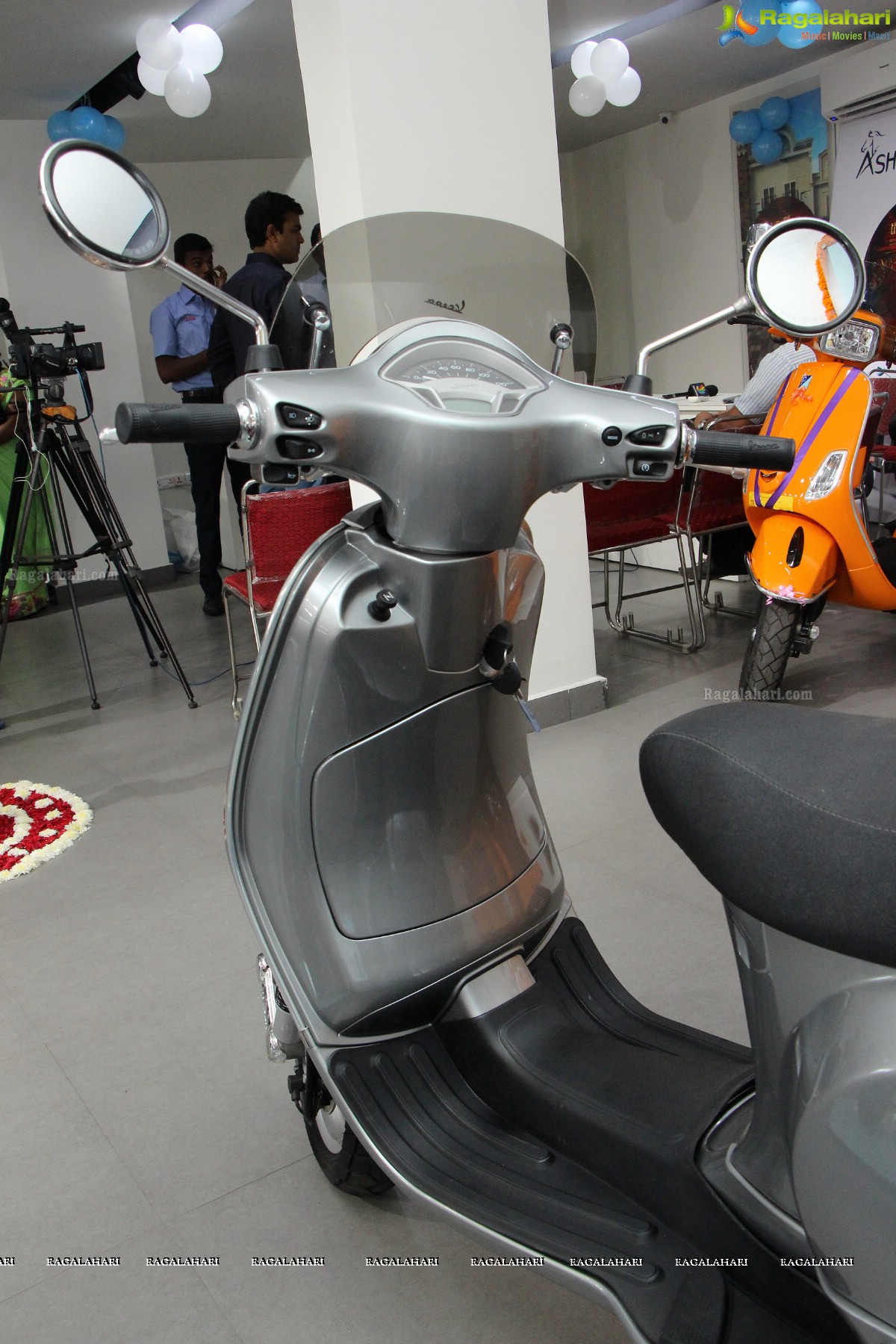 Sharwanand Launches Ashwam Vespa at Banjara Hills, Hyderabad