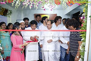 Shayas Cosmetic Clinic Launch