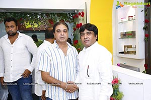 Shayas Cosmetic Clinic Launch