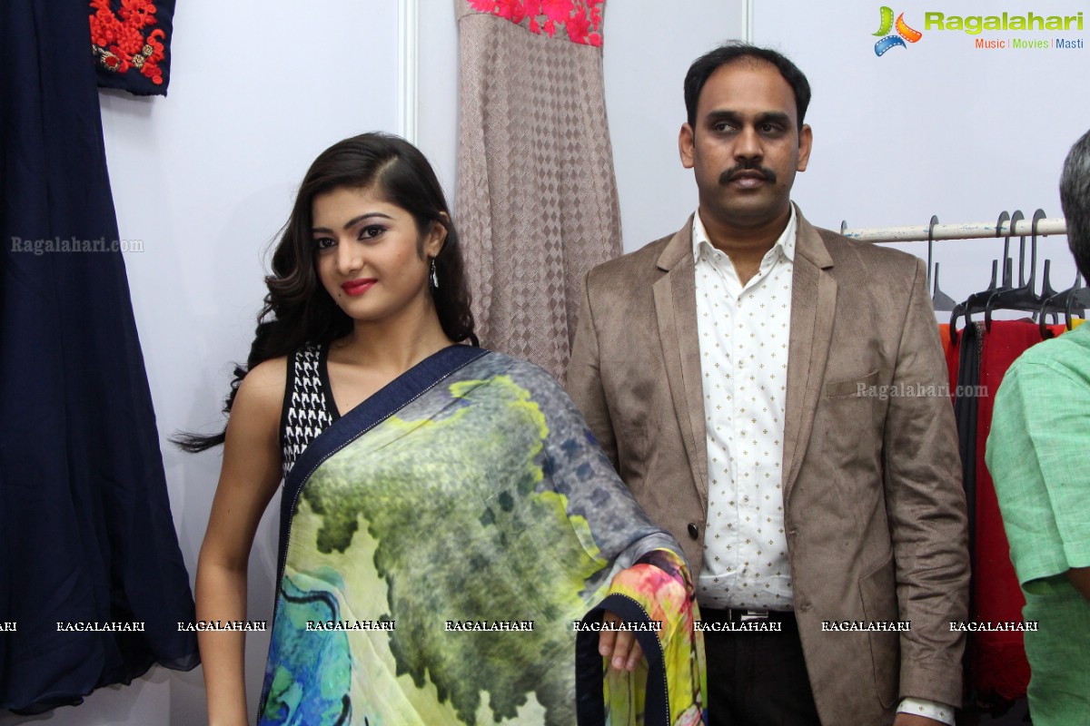 Poojitha Naidu launches Silk Planet Fashion Expo at Kamma Sangham