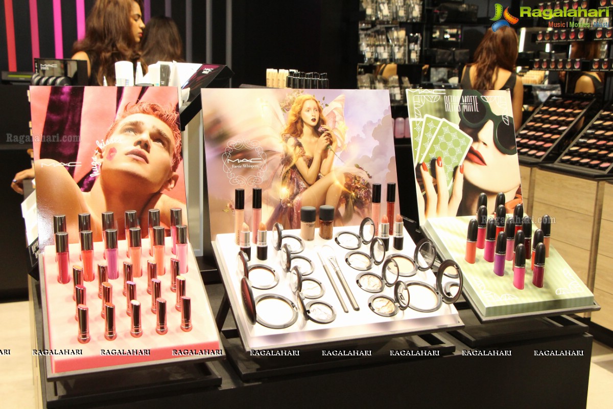 Exclusive Presentation by Sonic Sarwate at MAC Stores, Forum Mall, Hyderabad