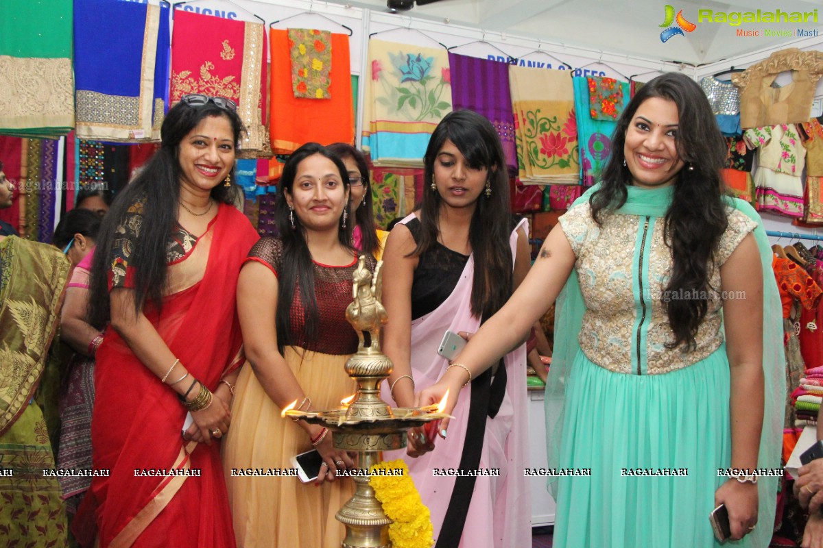 Geetha Madhuri launches Taarana 2016 - Fashion and Lifestyle Exhibition cum Sale at Kamma Sangham, Hyderabad