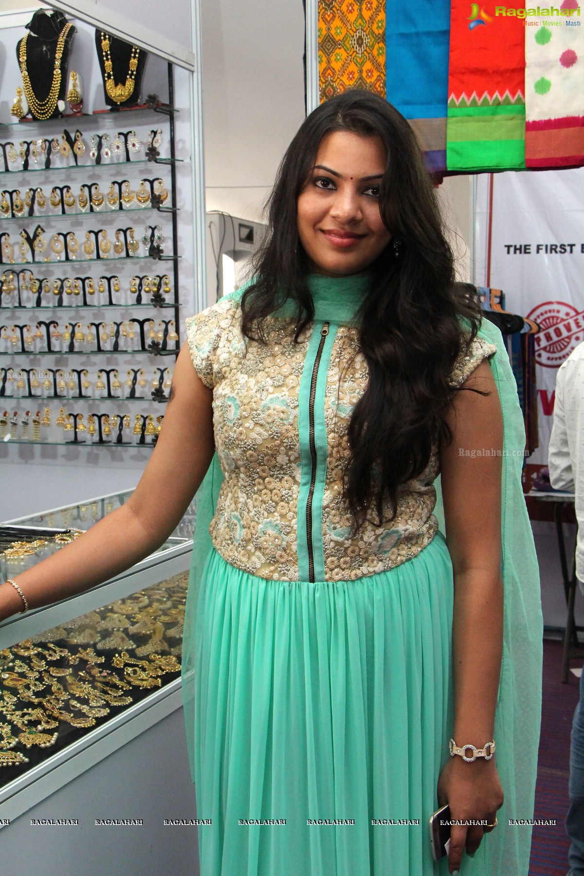 Geetha Madhuri launches Taarana 2016 - Fashion and Lifestyle Exhibition cum Sale at Kamma Sangham, Hyderabad