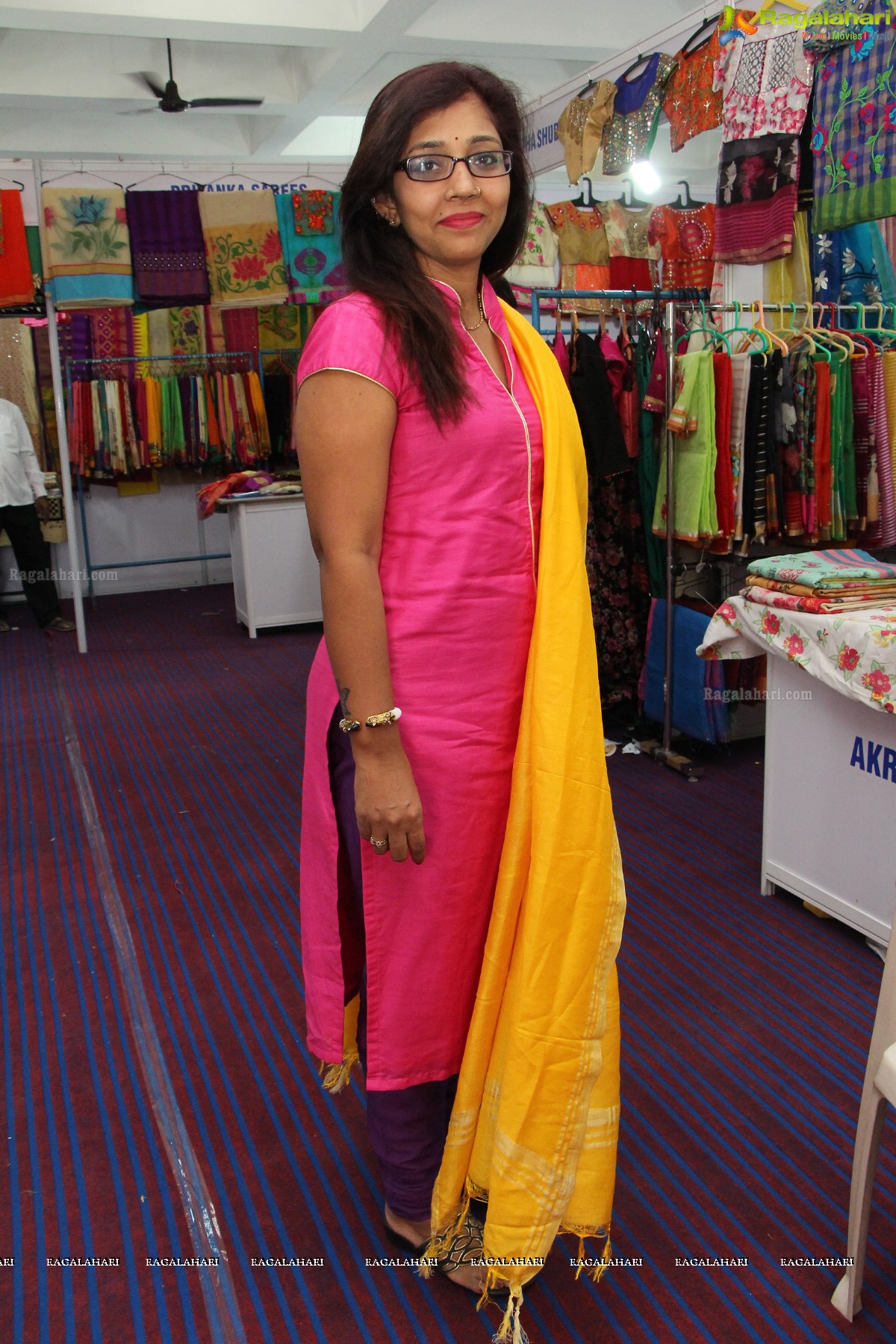 Geetha Madhuri launches Taarana 2016 - Fashion and Lifestyle Exhibition cum Sale at Kamma Sangham, Hyderabad