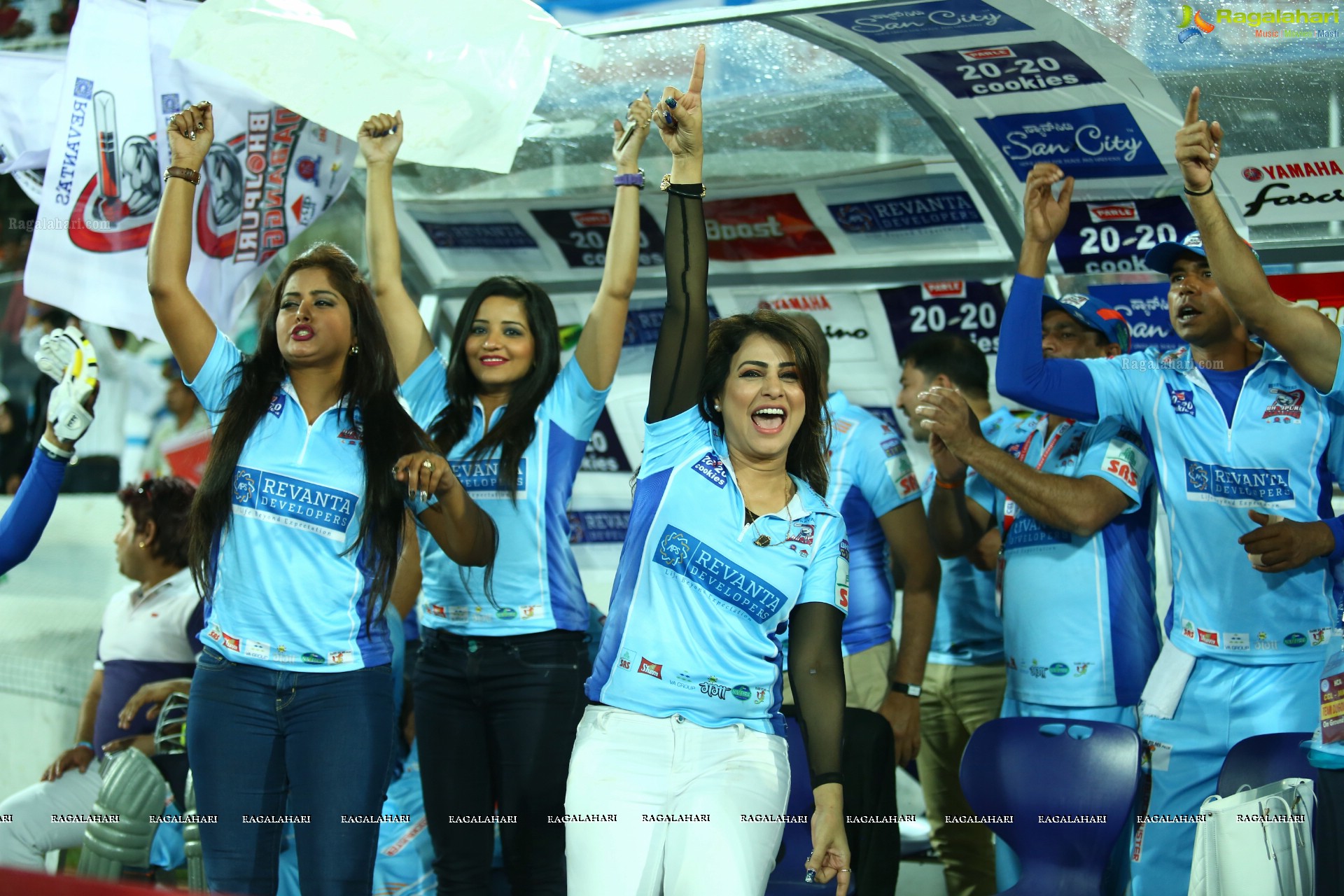 CCL 6 - Telugu Warriors Vs Bhojpuri Dabanggs