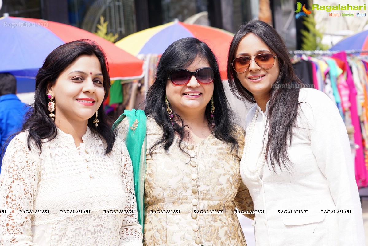 The Urban Chic Fashionista Launch by Geet Gupta and Reena Agarwal