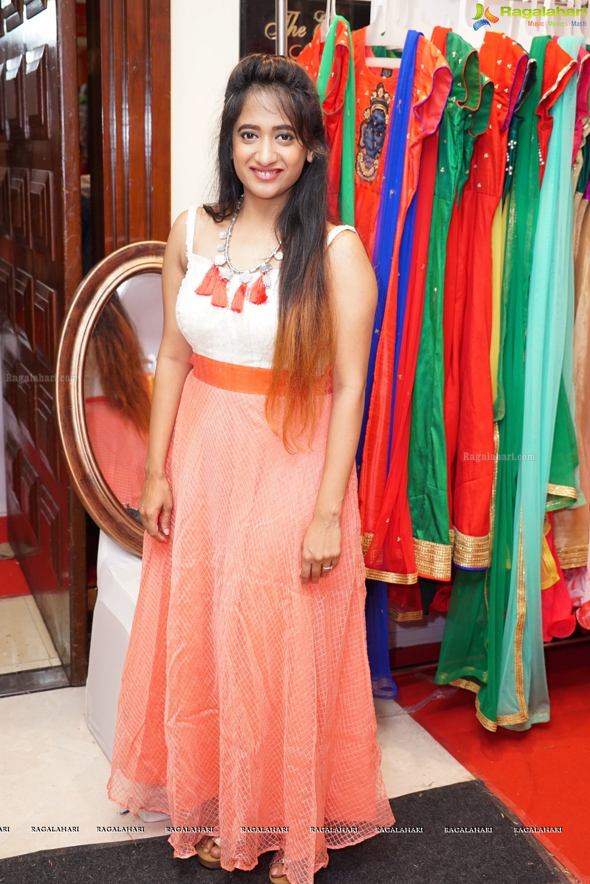 Sai Krupa inaugurates Trendz Vivah Collection Exhibition and Sale 2016 at Taj Krishna, Hyderabad