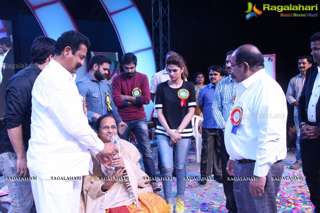 Guntur Talkies Team at TRR High School Anniversary Celebrations