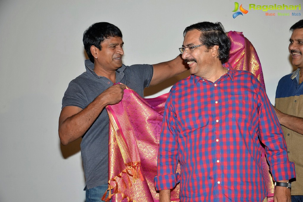 Felicitation to Kasi Viswanath