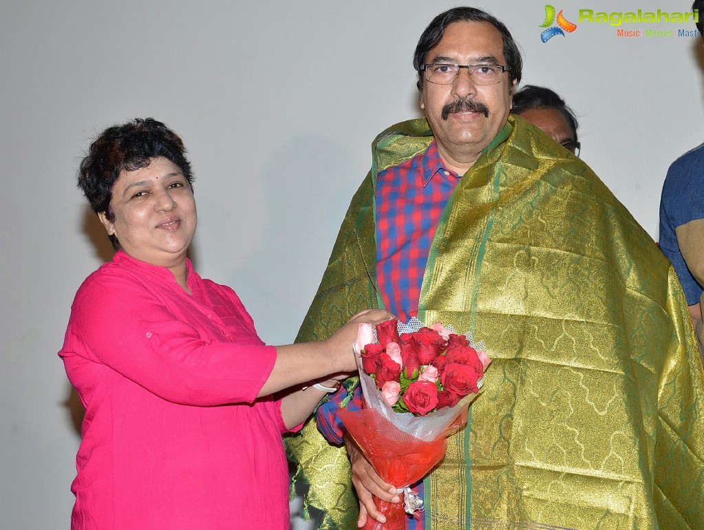 Felicitation to Kasi Viswanath