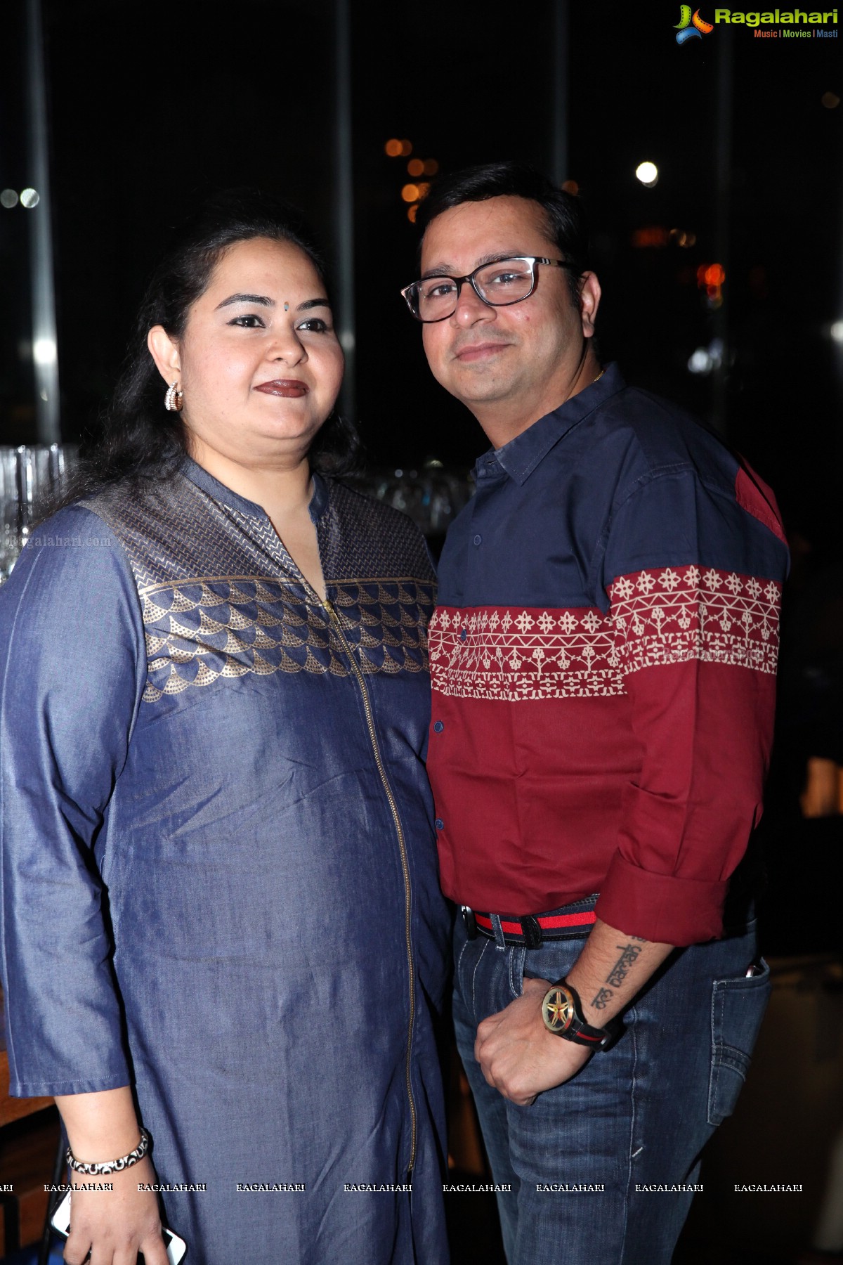 Anita Rathi-Sumeet Rathi 15th Wedding Anniversary Celebrations at Air Live