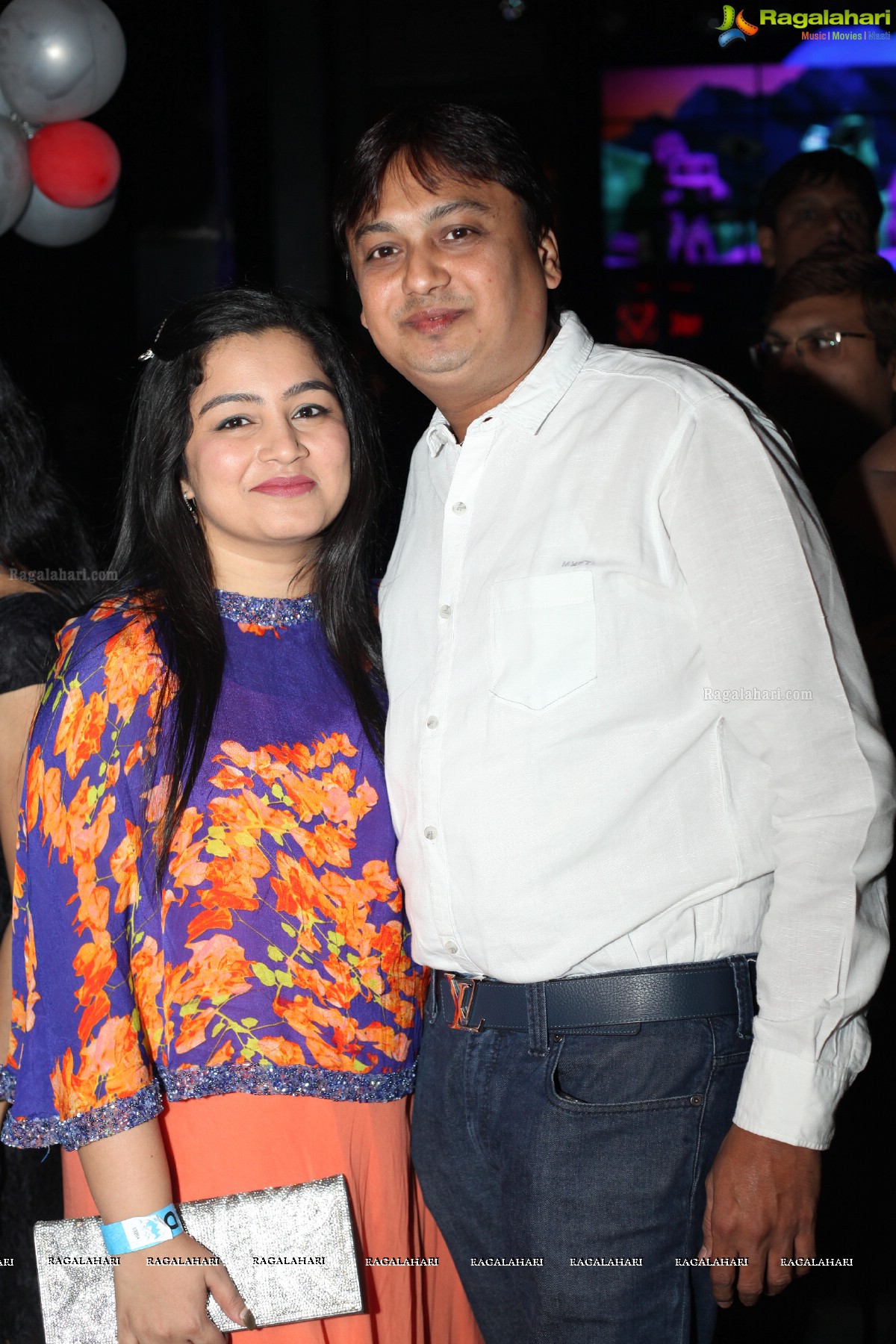 Anita Rathi-Sumeet Rathi 15th Wedding Anniversary Celebrations at Air Live