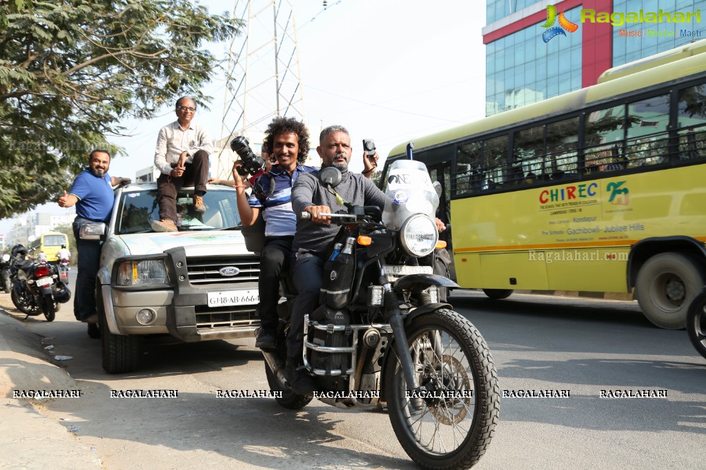 Felicitation of a Team of Five Men on a Pan India Tour by Auto Krom