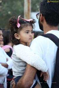 Pinkathon's Baby Wearing Walk with Milind Soman