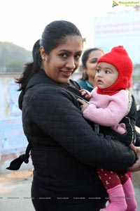 Pinkathon's Baby Wearing Walk with Milind Soman