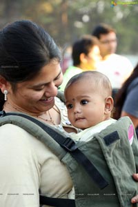 Pinkathon's Baby Wearing Walk with Milind Soman