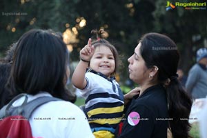 Pinkathon's Baby Wearing Walk with Milind Soman