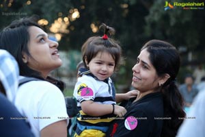 Pinkathon's Baby Wearing Walk with Milind Soman