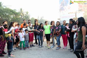 Pinkathon's Baby Wearing Walk with Milind Soman