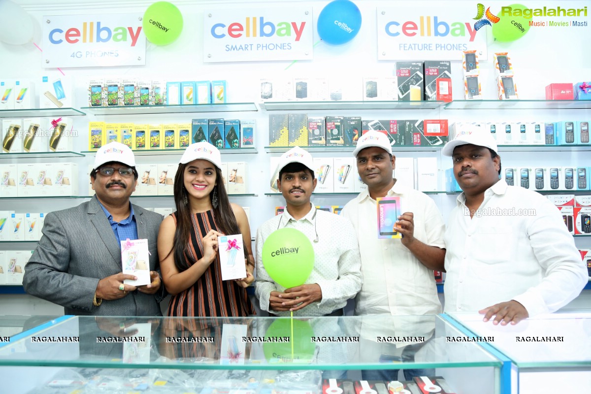 Cellbay - Multi Brand Mobile Store Launch by Yamini Bhaskar at Jagathgiri Gutta, Hyderabad