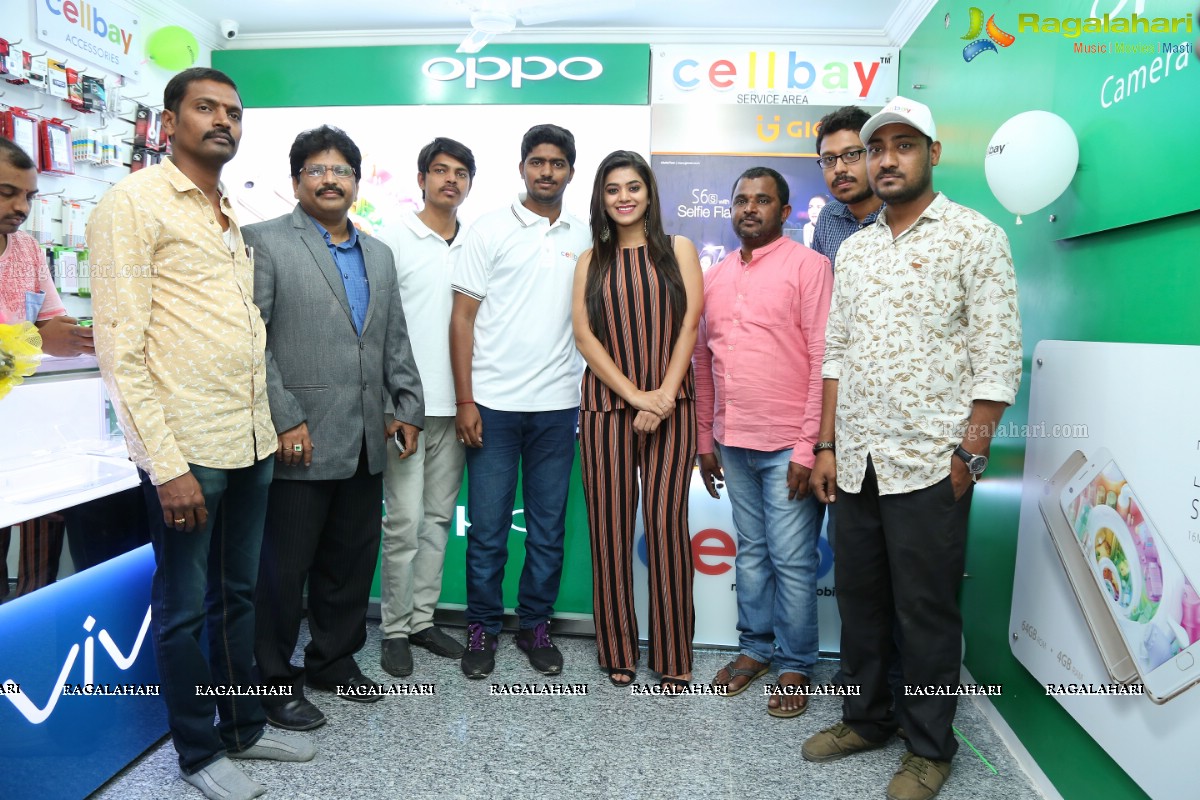 Cellbay - Multi Brand Mobile Store Launch by Yamini Bhaskar at Jagathgiri Gutta, Hyderabad