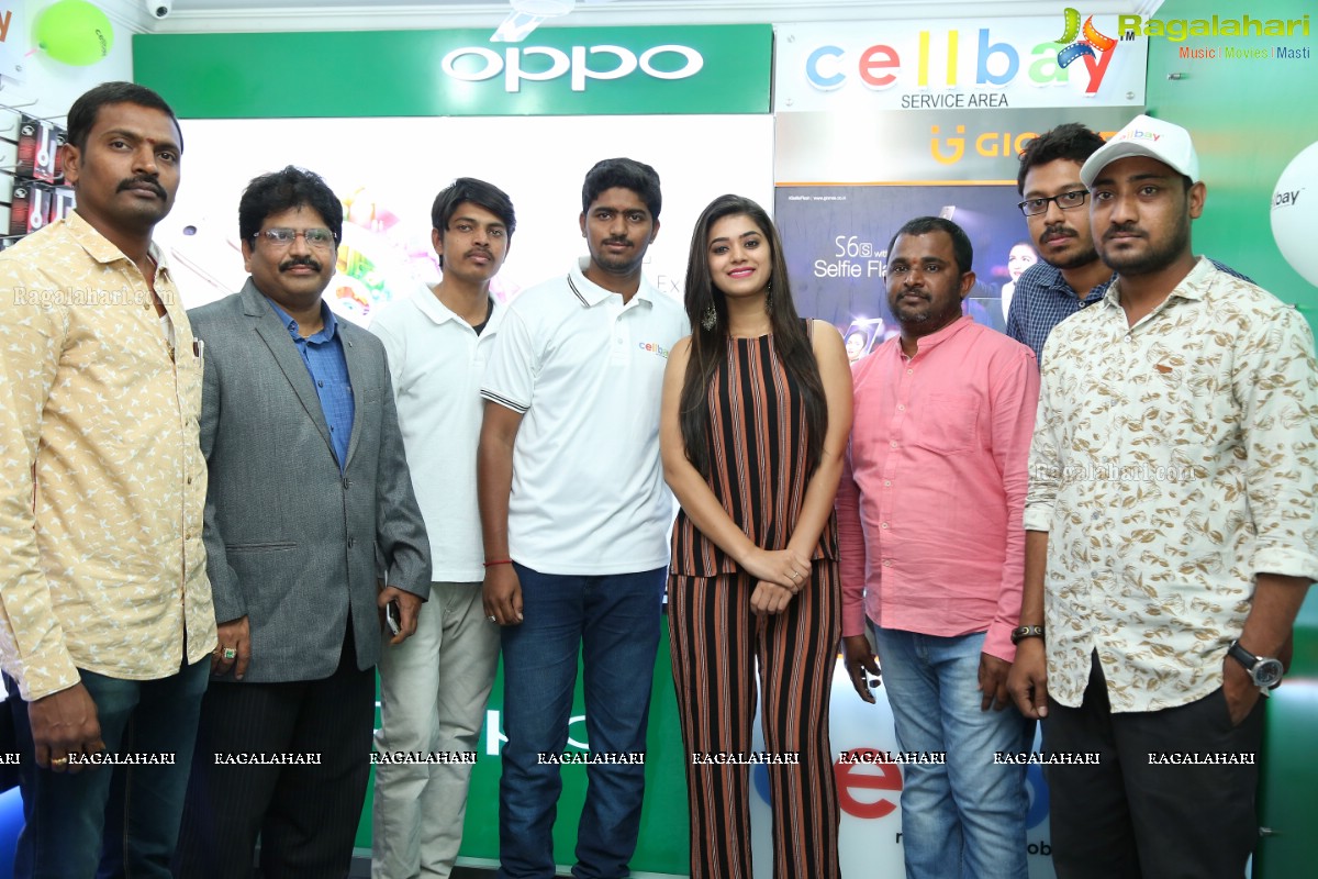 Cellbay - Multi Brand Mobile Store Launch by Yamini Bhaskar at Jagathgiri Gutta, Hyderabad