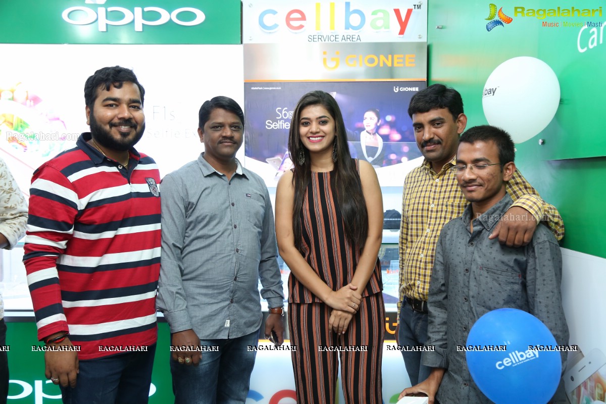 Cellbay - Multi Brand Mobile Store Launch by Yamini Bhaskar at Jagathgiri Gutta, Hyderabad