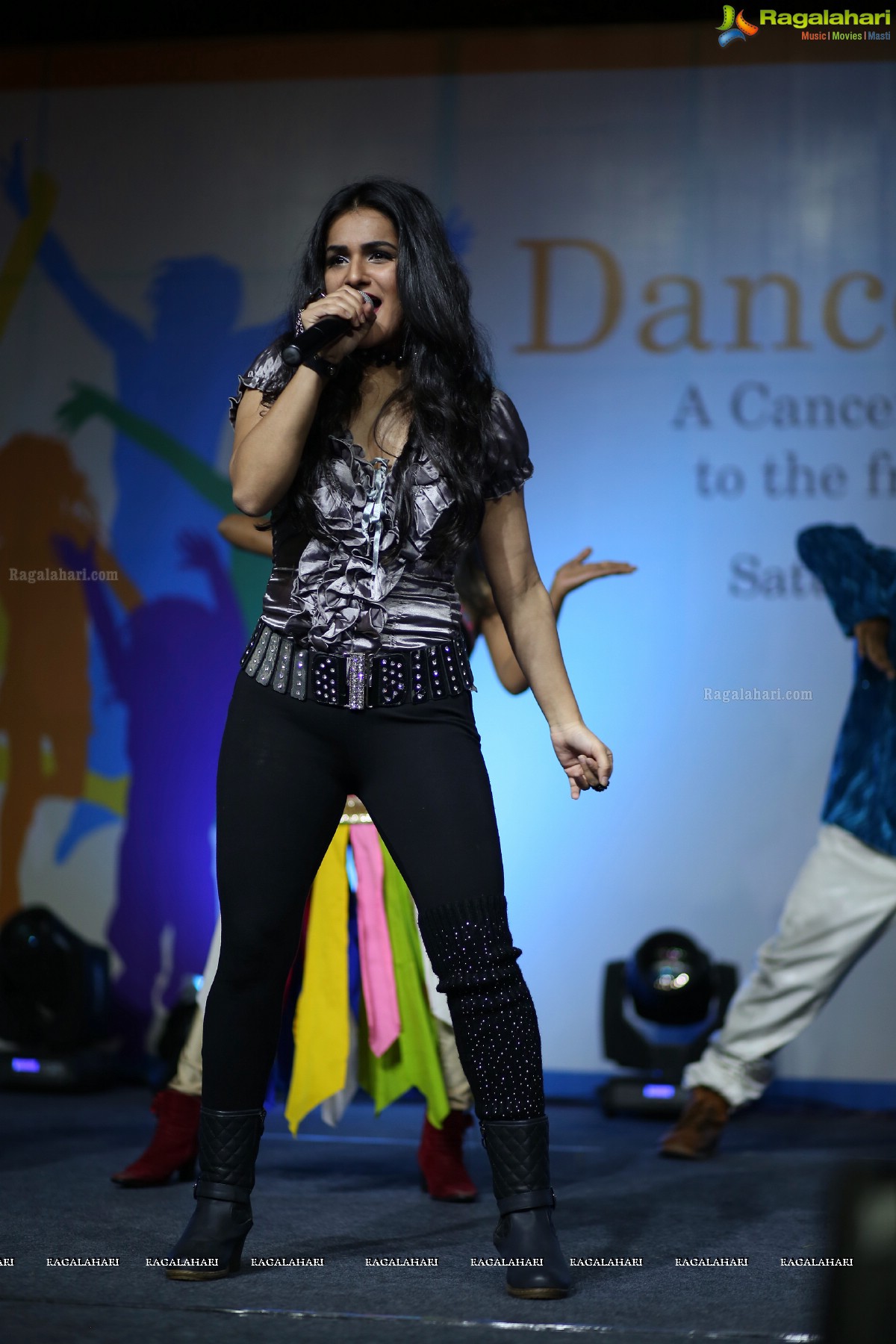 Dance Like a Child - A Musical Evening by Priyanka Negi at Novotel Lawns, HICC, Hyderabad