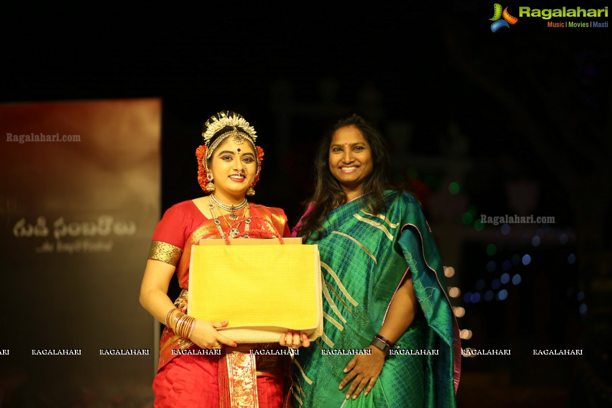 Gudi Sambaralu - A Bharatnatyam Recital by Smita Madhav and Kuchipudi Recital by Yashoda at Dharmapuri Kshetram, Hyderabad