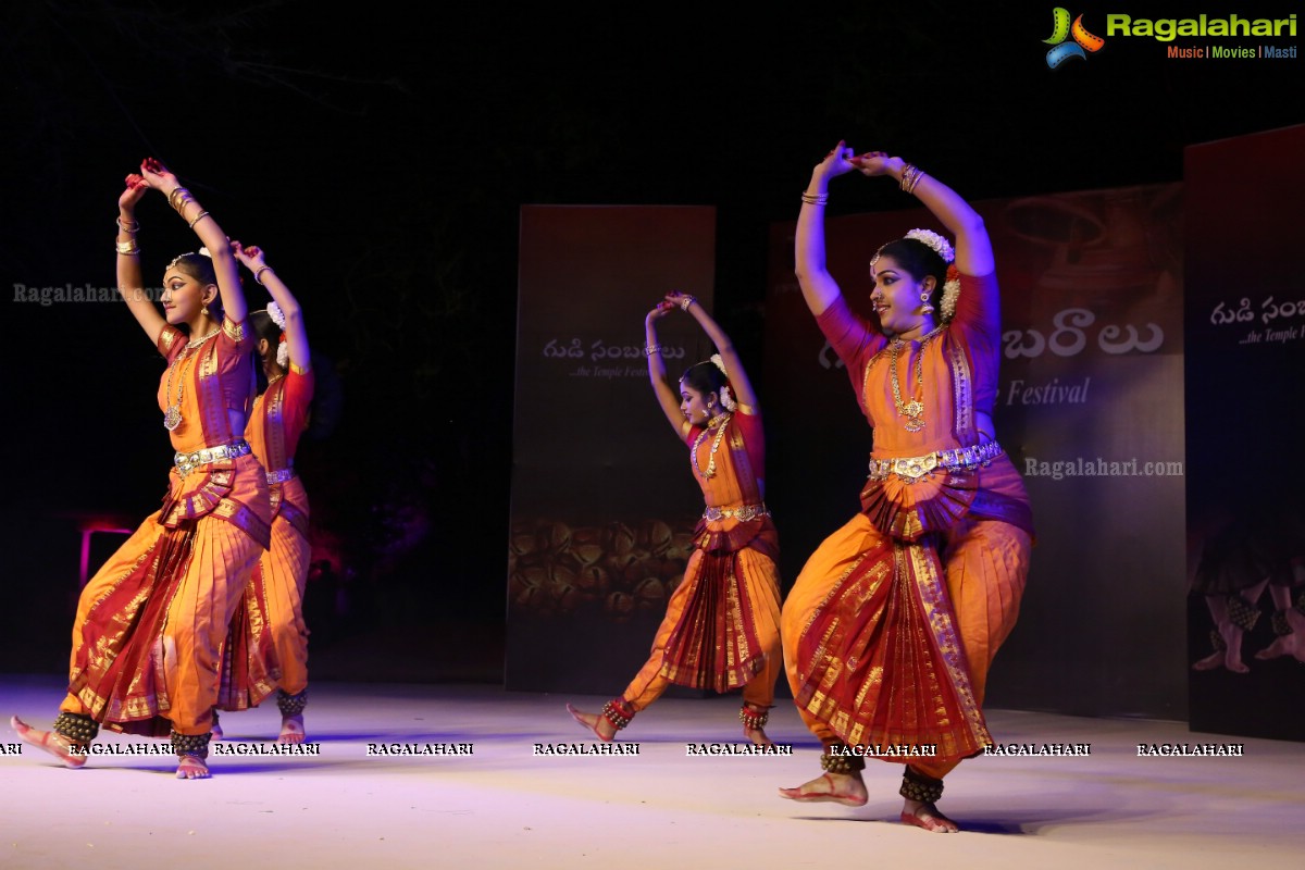 Gudi Sambaralu - A Bharatnatyam Recital by Smita Madhav and Kuchipudi Recital by Yashoda at Dharmapuri Kshetram, Hyderabad