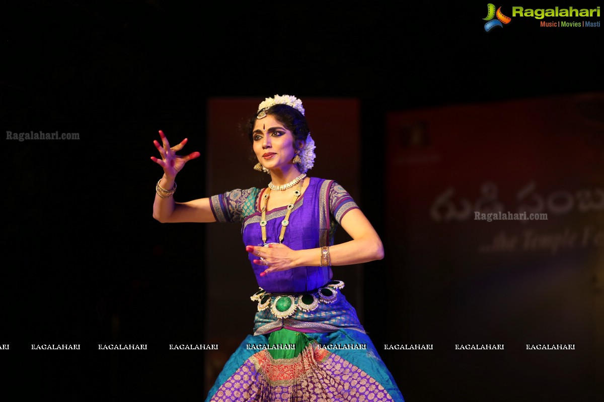 Gudi Sambaralu - A Bharatnatyam Recital by Smita Madhav and Kuchipudi Recital by Yashoda at Dharmapuri Kshetram, Hyderabad