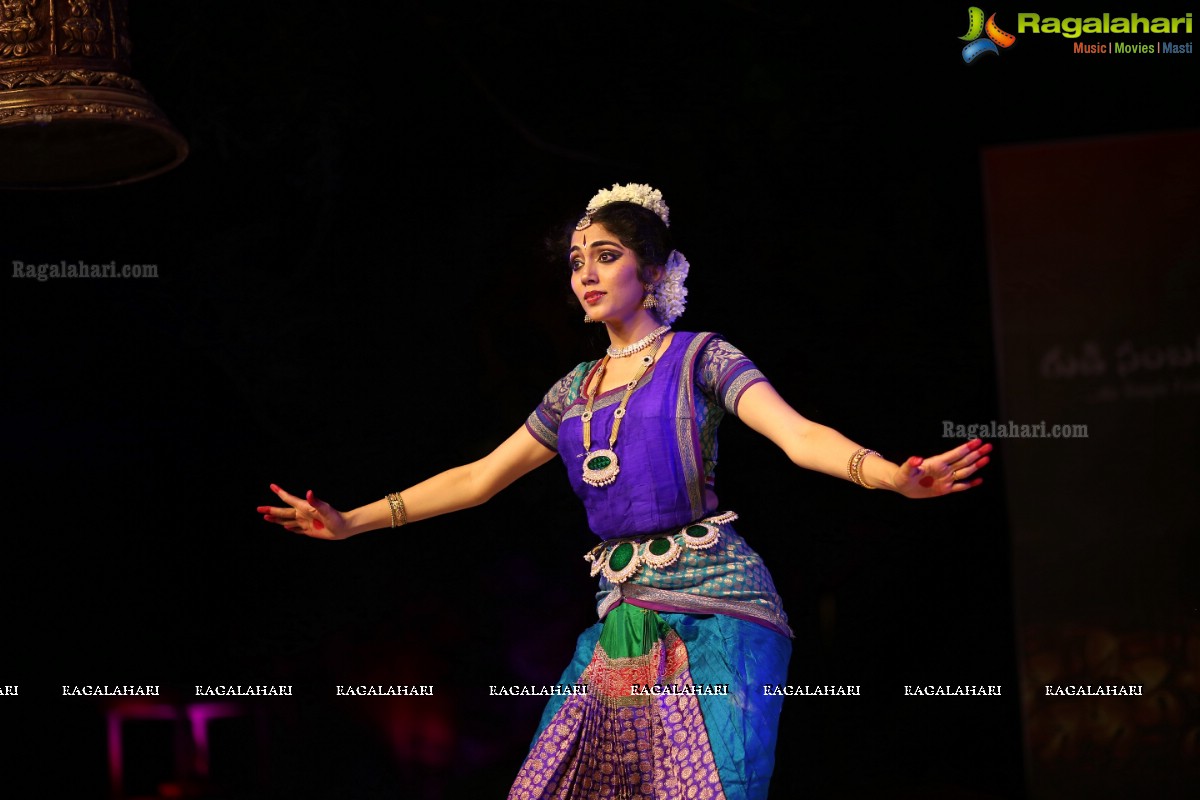 Gudi Sambaralu - A Bharatnatyam Recital by Smita Madhav and Kuchipudi Recital by Yashoda at Dharmapuri Kshetram, Hyderabad