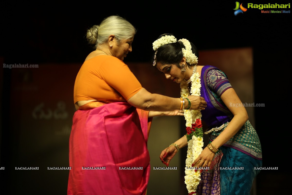 Gudi Sambaralu - A Bharatnatyam Recital by Smita Madhav and Kuchipudi Recital by Yashoda at Dharmapuri Kshetram, Hyderabad